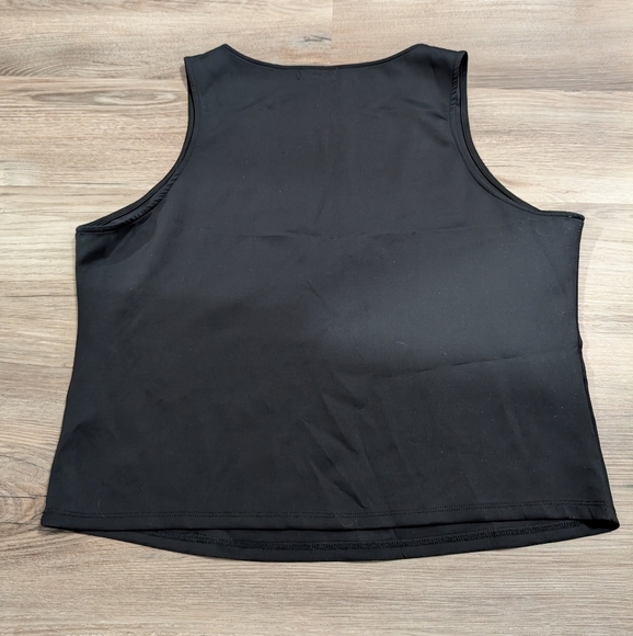Good American Women's 6 (3XL), Cropped Deep V-Neck Black Tank Top - Picture 3 of 5